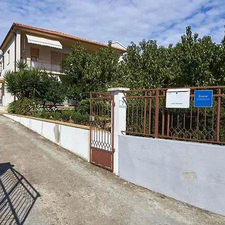 And With Parking Space - 13102