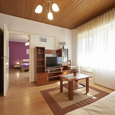 And With Parking Space - 13102 3* 트로기르