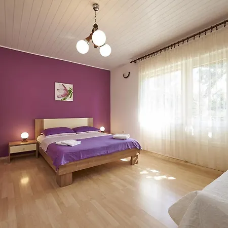 And With Parking Space - 13102 Pensjonat 3*